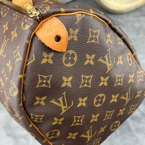 Louis Vuitton Speedy 35 Monogram - Picture 6 of 14